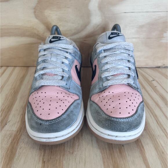 Nike - Dunk Low Glacier - Sneakers - Gray/Pink - Women's - 7 - HJ7341-474 - Picture 2 of 9